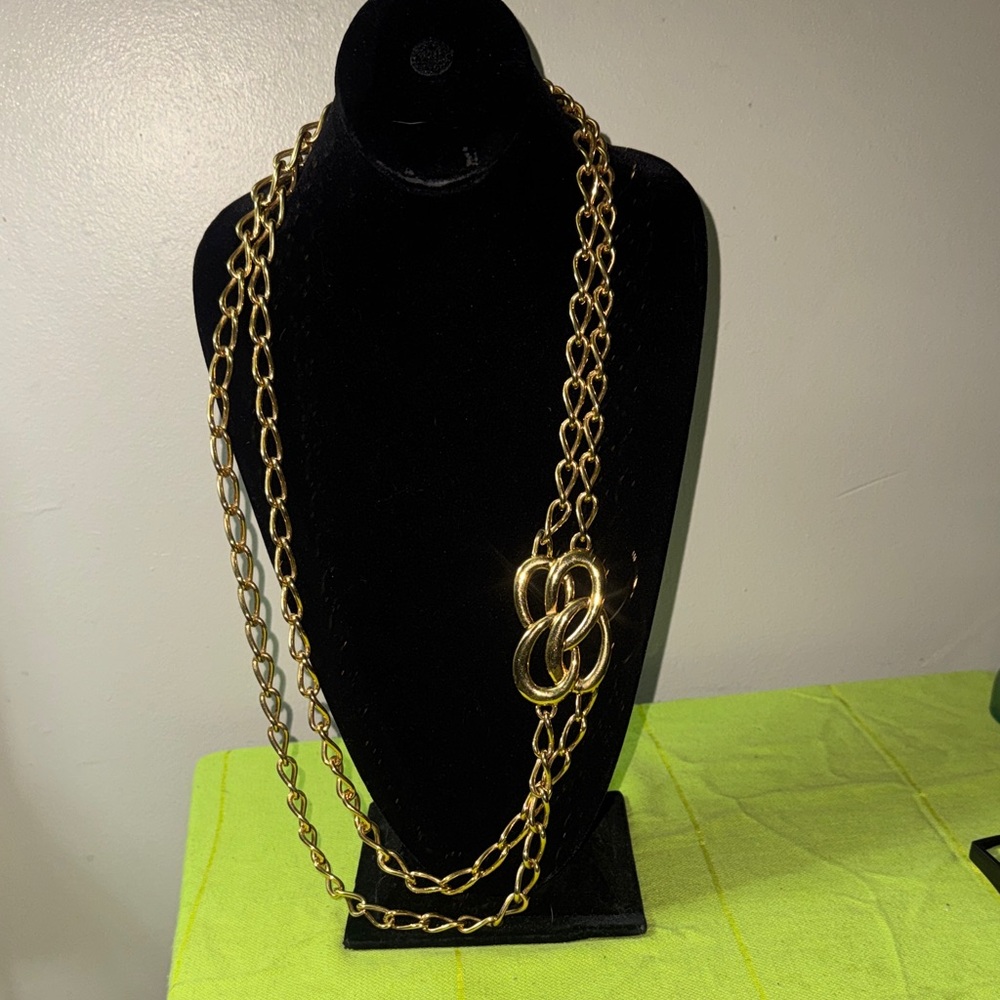 Monet Elegant Gold Chain Necklace